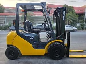 รถโฟล์คลิฟท์มือสอง KOMATSU FD20T-17 เสา 3 เมตร