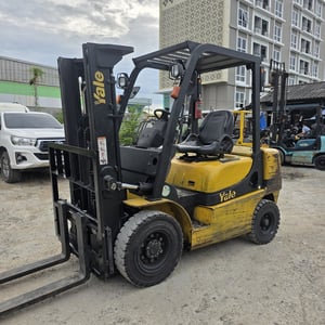 รถโฟล์คลิฟท์มือสอง YALE 2.5 Side Shift