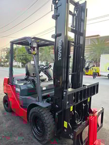 รถโฟล์คลิฟท์มือสอง TOYOTA 8FD25V60 MT - Hinge Fork