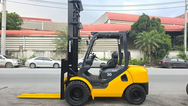 รถโฟล์คลิฟท์มือสอง KOMATSU FD30T-17