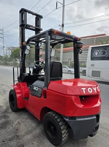 รถโฟล์คลิฟท์มือสอง TOYOTA 7FD30