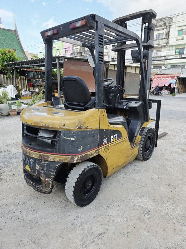 รถโฟล์คลิฟท์มือสอง CAT DP20NT