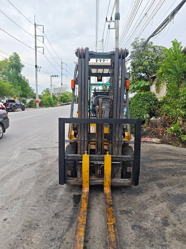 รถโฟล์คลิฟท์มือสอง CATERPILLAR DP25NT Full Free&Side Shift รถโฟล์คลิฟท์มือสอง CATERPILLAR DP25NT Full Free&Side Shift