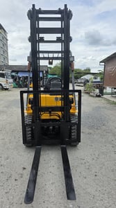 รถโฟล์คลิฟท์มือสอง CAT DP25NT รถโฟล์คลิฟท์มือสอง CAT DP25NT