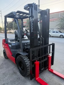 รถโฟล์คลิฟท์มือสอง TOYOTA 8FD25V45 MT - 12,xxx ชม.