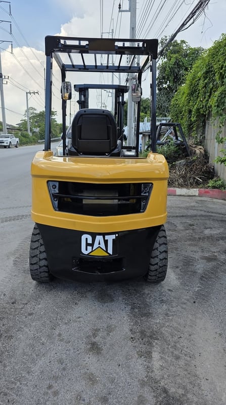 รถโฟล์คลิฟท์มือสอง CAT DP30NT