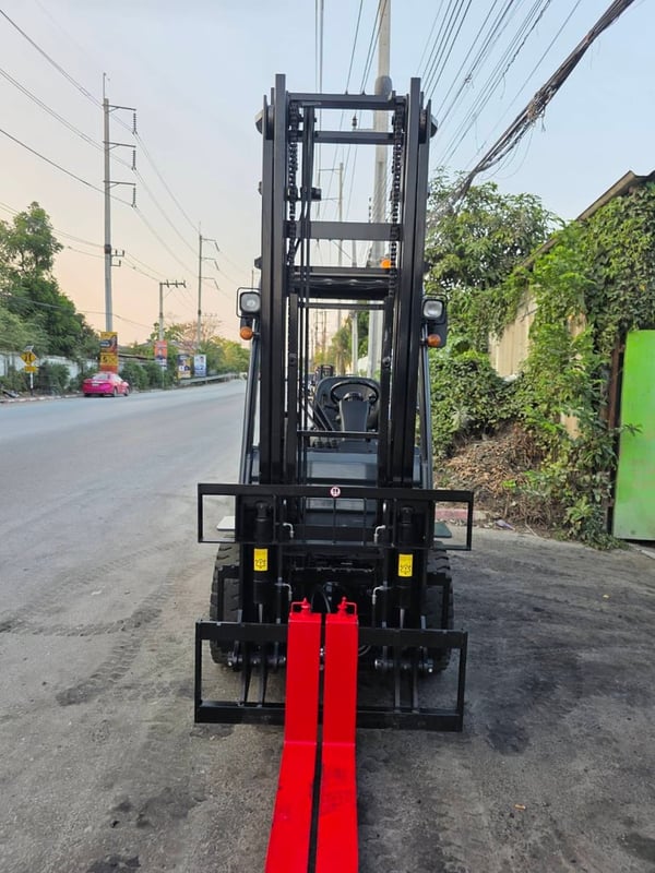 รถโฟล์คลิฟท์มือสอง TOYOTA 8FD25V60 MT - Hinge Fork