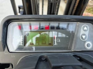 รถโฟล์คลิฟท์มือสอง CATERPILLAR DP25NT with Side Shift