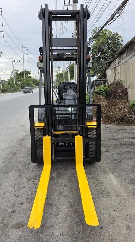 รถโฟล์คลิฟท์มือสอง KOMATSU FD25T-17