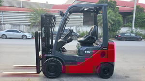 รถโฟล์คลิฟท์มือสอง TOYOTA 8FD15V40 MT