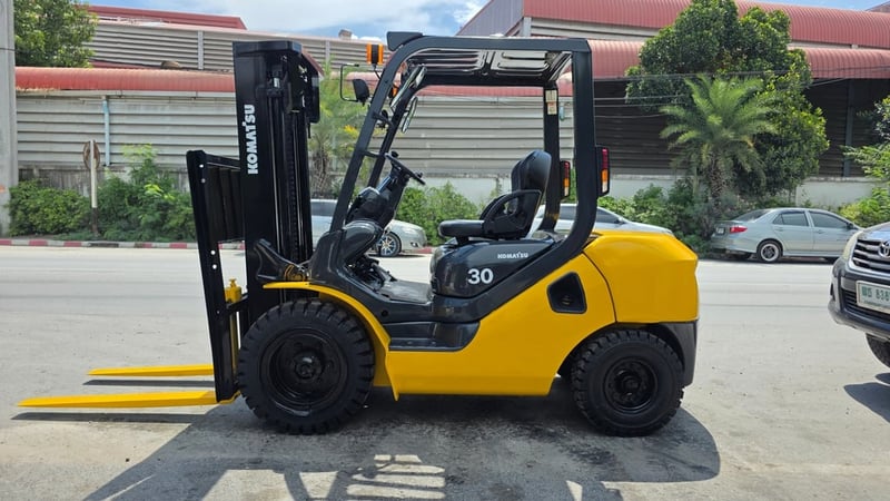 รถโฟล์คลิฟท์มือสอง KOMATSU FD30T-16