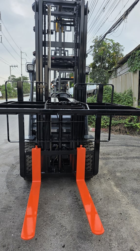 รถโฟล์คลิฟท์มือสอง TOYOTA 8FD25V40 MT