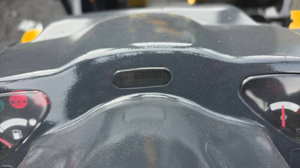 รถโฟล์คลิฟท์มือสอง KOMATSU FD30T-16 รถโฟล์คลิฟท์มือสอง KOMATSU FD30T-16