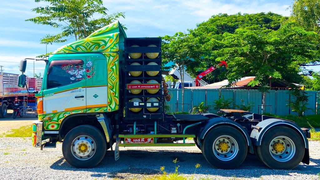 หัวลากก๊าซ cng HINO FM2P 360 แรงม้า ปี 2555