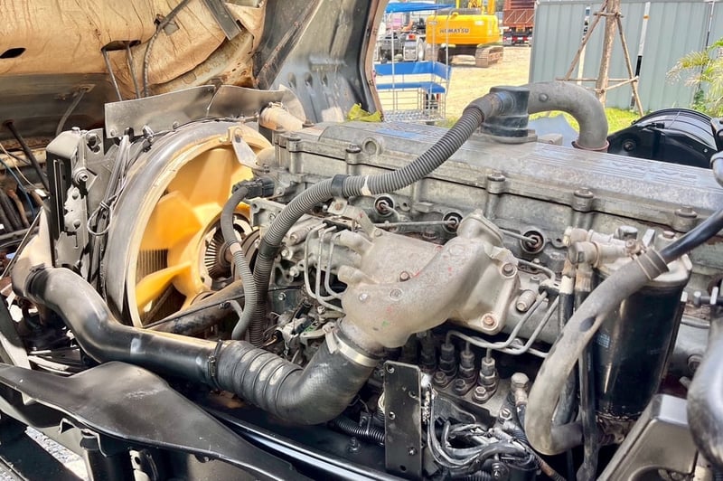 MITSUBISHI FUSO FN 240แรงม้า รถบรรทุก 10ล้อ ดั้มพ์ ปี2013