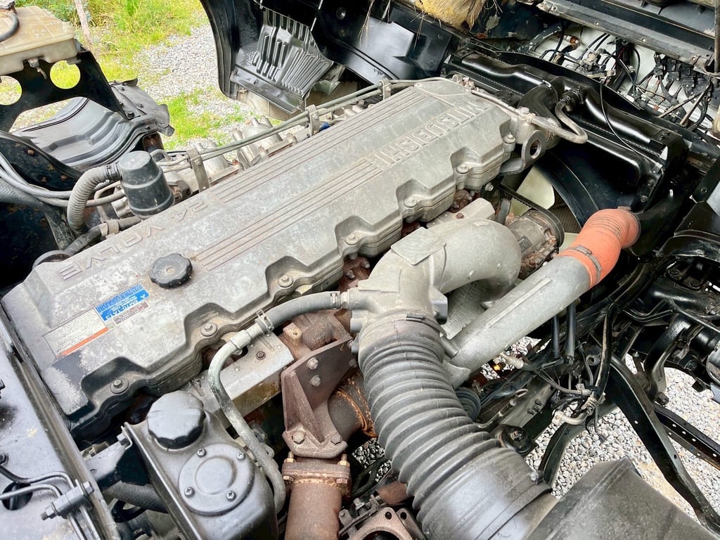 MITSUBISHI FUSO FN 380แรงม้า รถบรรทุก หัวลาก 10ล้อ หัวลาก เฉพาะหัว ปี2010 MITSUBISHI FUSO FN 380แรงม้า รถบรรทุก หัวลาก 10ล้อ หัวลาก เฉพาะหัว ปี2010
