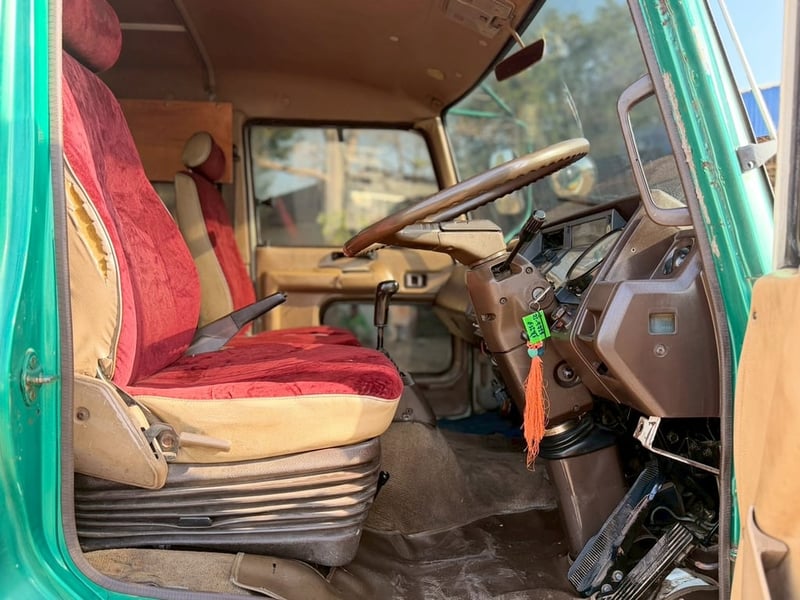 10ล้อล่อง HINO F17 เครื่อง HO7D 195 แรง ปี40