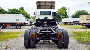 12 ล้อ หัวคัสซี HINO VICTOR 344 แรงม้า ปี 2560