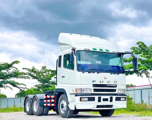 MITSUBISHI FUSO FN 380แรงม้า รถบรรทุก หัวลาก 10ล้อ หัวลาก เฉพาะหัว ปี2010