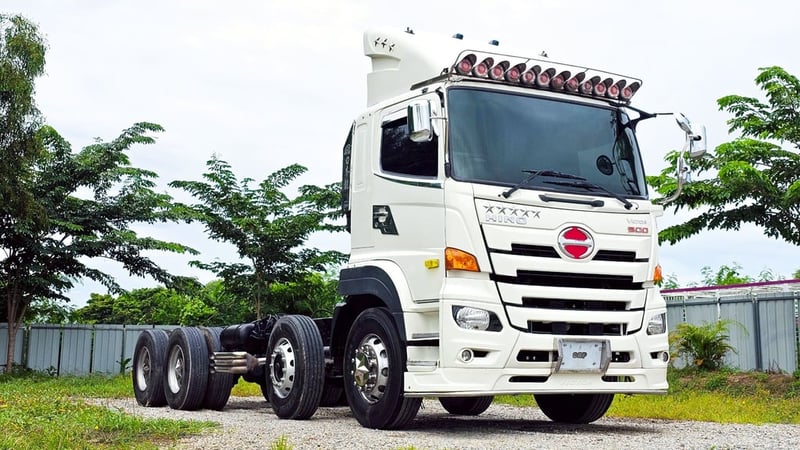 12 ล้อ หัวคัสซี HINO VICTOR 344 แรงม้า ปี 2560