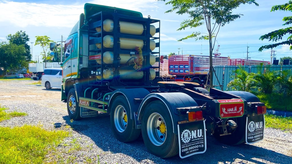 หัวลากก๊าซ cng HINO FM2P 360 แรงม้า ปี 2555