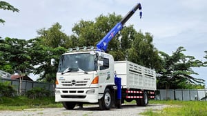 6  ล้อติดเครน HINO FG1J 212 แรงม้า ปี 2547