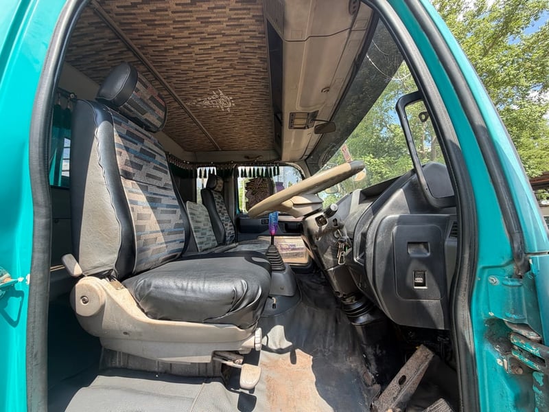 6 ล้อ HINO FF3H 195 6 ล้อ HINO FF3H 195