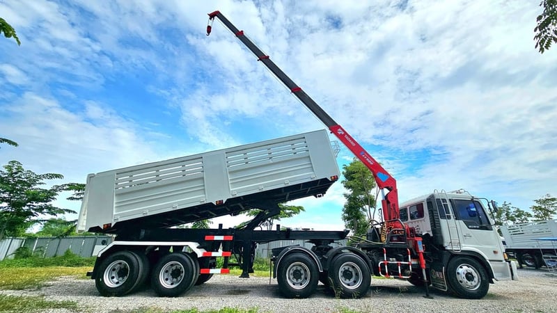 หัวลากติดเครน 5 ตัน HINO โปรเฟีย 320 แรงม้า