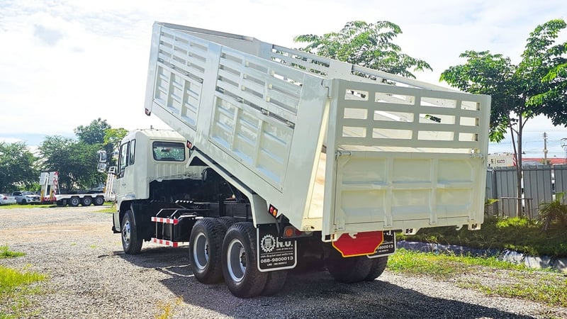 10 ล้อดัมพ์ HINO โปรเฟีย 285 แรงม้า