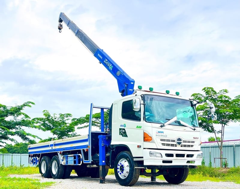 10 ล้อ ติดเครนกระบะคาร์โก้ HINO FI1J 212 แรงม้า ปี 2551 10 ล้อ ติดเครนกระบะคาร์โก้ HINO FI1J 212 แรงม้า ปี 2551