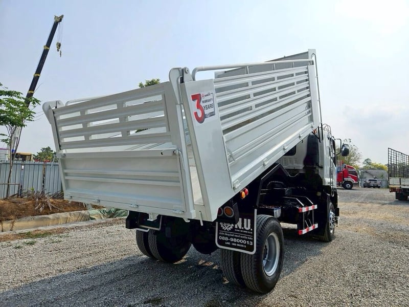 ISUZU FTR 240แรงม้า รถบรรทุก 6ล้อ ดั้มพ์ ปี2020