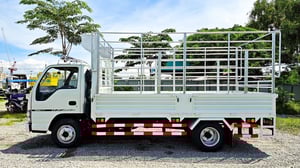 6 ล้อคอก ISUZU NKR 120 แรงม้า ปี 2540