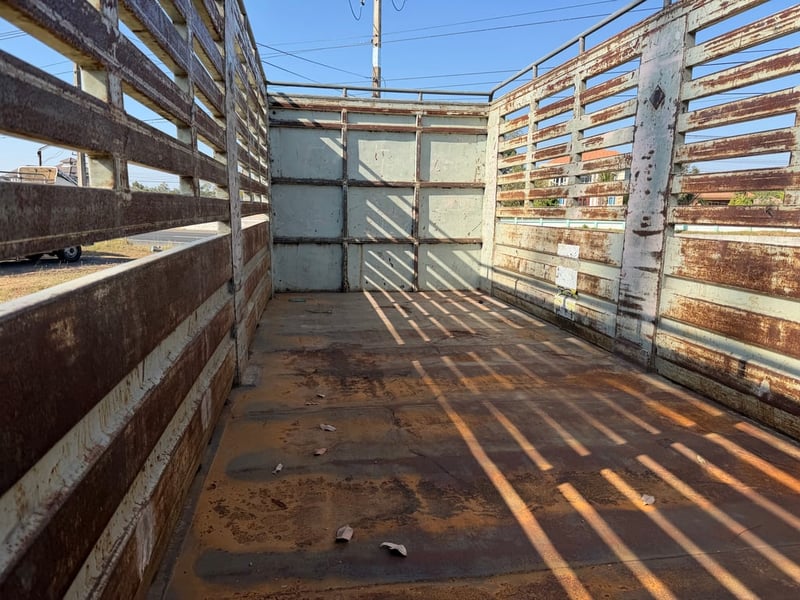 HINO FL 195แรงม้า รถบรรทุก 10ล้อ กระบะคอกสูง ปี1995