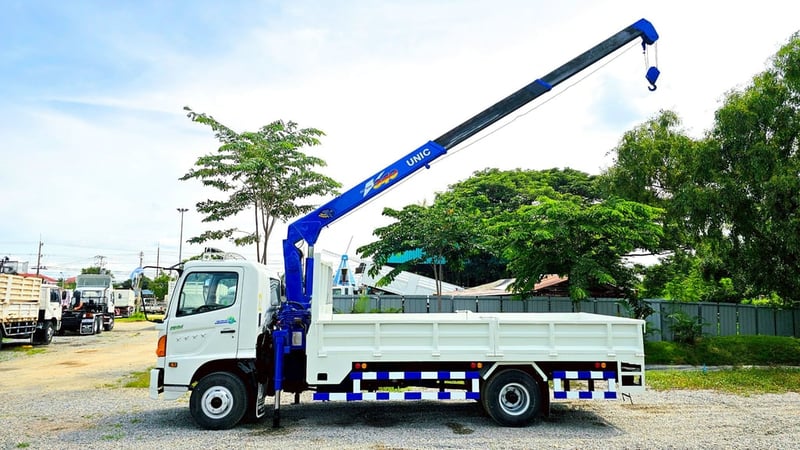 6 ล้อติดเครน HINO FC4J 150 แรงม้า ปี 2547