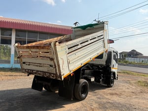 ISUZU FRR 210แรงม้า รถบรรทุก 6ล้อ ดั้มพ์ ปี2017