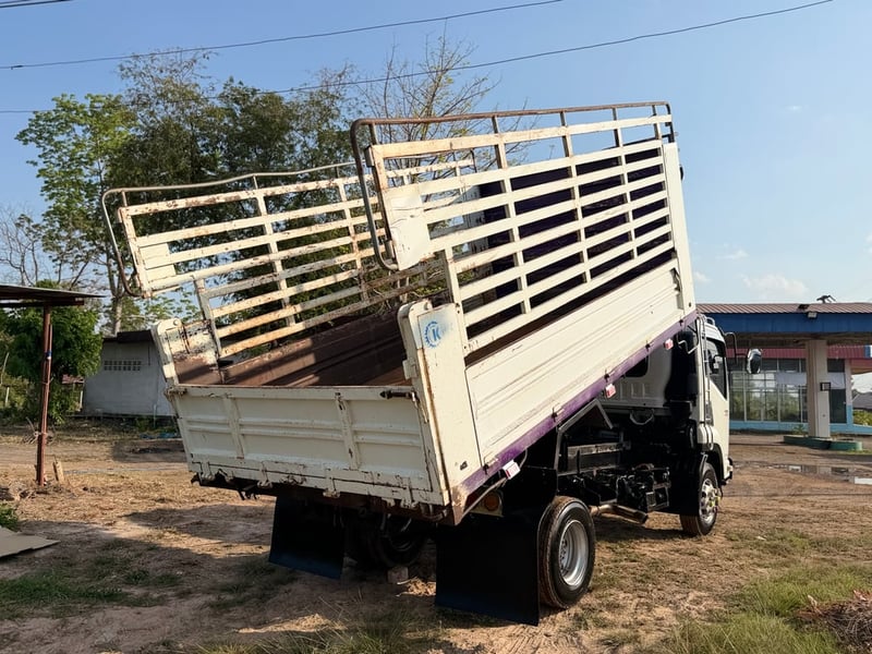 ISUZU FRR 210แรงม้า รถบรรทุก 6ล้อ ดั้มพ์ ปี2020