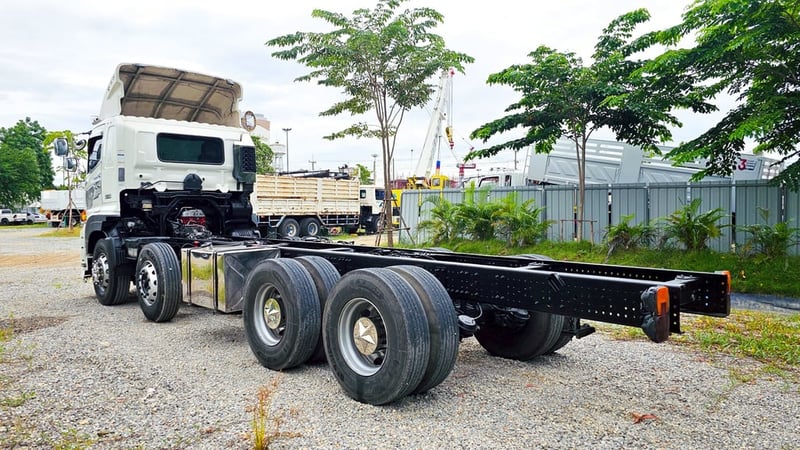 12 ล้อ หัวคัสซี HINO VICTOR 344 แรงม้า ปี 2560