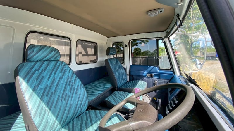 10 ล้อล่อง เพลาเดียว  ISUZU ROCKY FVM 195 แรงม้า ปี 2539