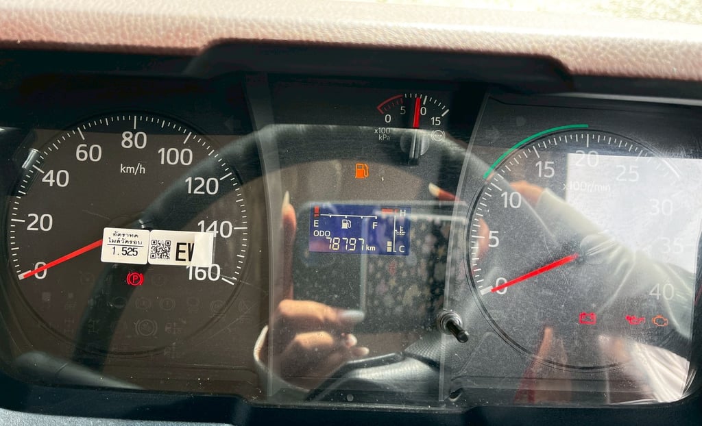 6 ล้อดัมพ์เกษตร HINO FC9J 175 แรงม้า ปี 2566 6 ล้อดัมพ์เกษตร HINO FC9J 175 แรงม้า ปี 2566