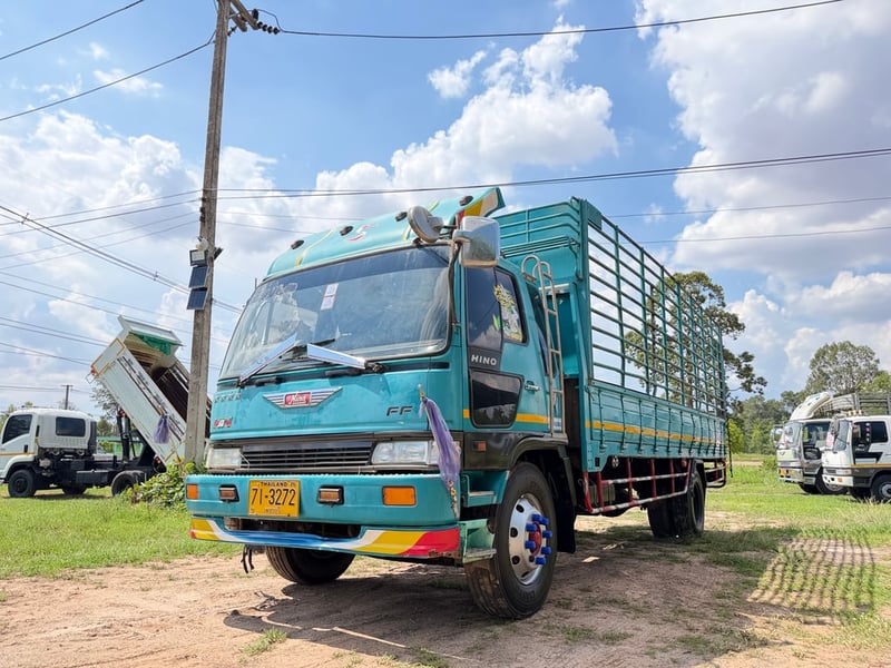 6 ล้อ HINO FF3H 195 6 ล้อ HINO FF3H 195