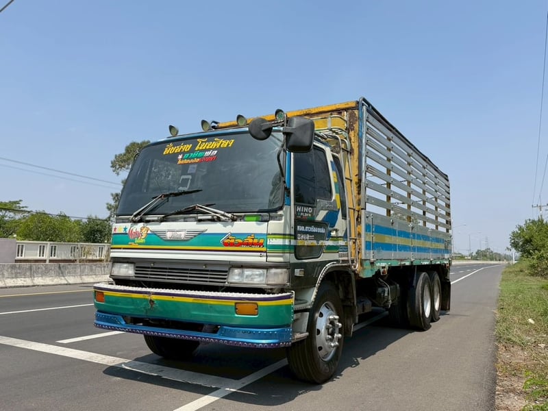 10 ล้อคอก HINO FL3H 195 แรง ปี37