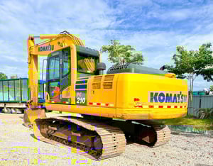 KOMATSU PC210 MO