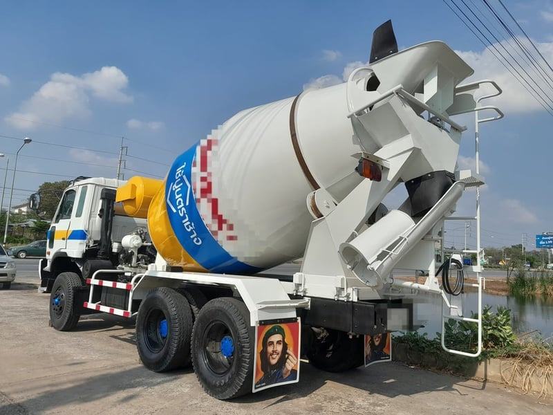 NISSAN UD CWM 230แรงม้า รถบรรทุก 10ล้อ โม่ผสมปูน ปี1995