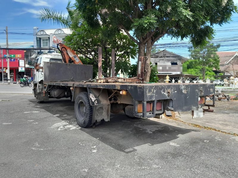 HINO FF 195แรงม้า รถบรรทุก 6ล้อ กระบะเหล็กติดเครน ปี2001 เลขไมล์ 240,000 กม.