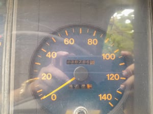 HINO FF3HPKA 195แรงม้า รถบรรทุก 6ล้อ กระบะเหล็กติดเครน ปี2001 เลขไมล์ 240,000 กม.