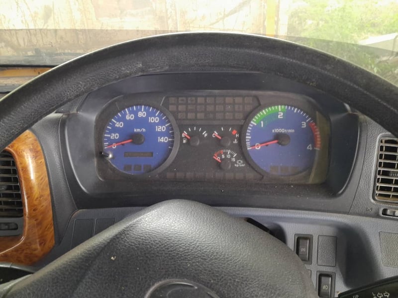 HINO FC 144แรงม้า รถบรรทุก 6ล้อกระบะไม้คาร์โก้ปี2007