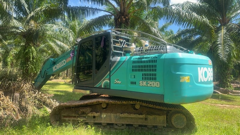 ขาย KOBELCO YN-15 SK200 sm   4,4xx ชั่วโมง 