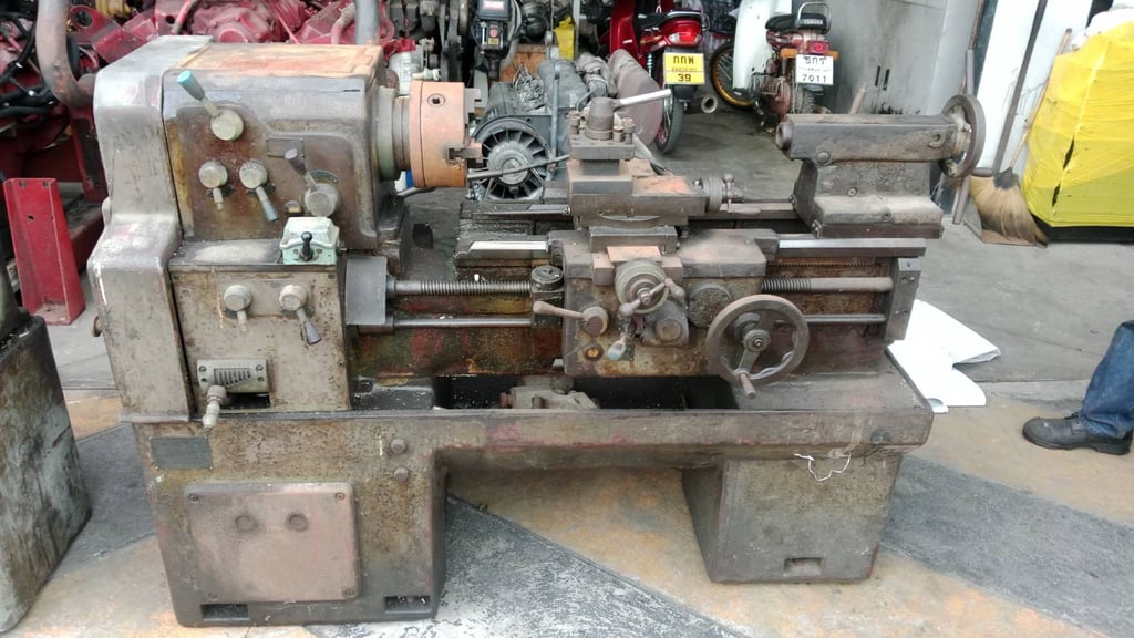 เครื่องกลึง