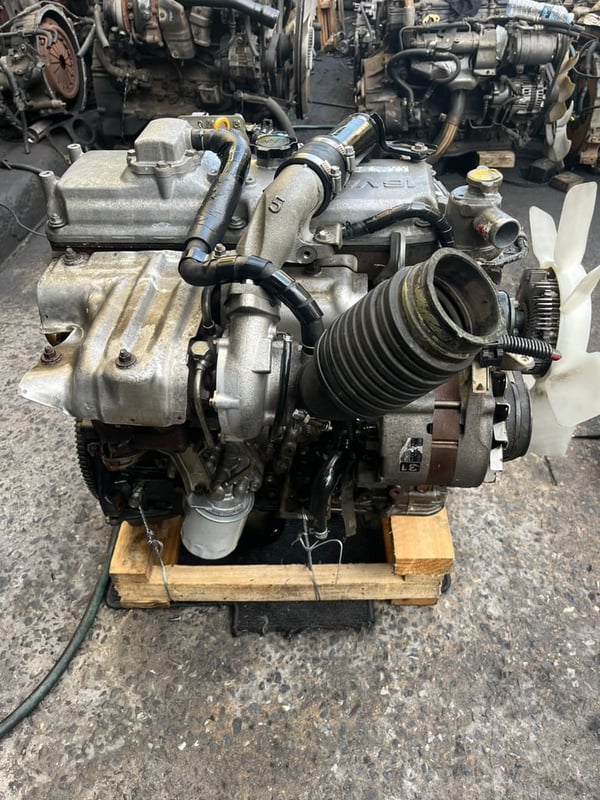 เครื่อง Toyota 15B ปั้มสาย เครื่อง Toyota 15B ปั้มสาย