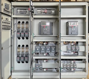 ขายตู้ Mdb Main air circuit breaker Abb 2000A breaker ย่อย Abb 14 ตัวพร้อม Capbank 6x50kvar Pipat 098-2641749 ขายตู้ Mdb Main air circuit breaker Abb 2000A breaker ย่อย Abb 14 ตัวพร้อม Capbank 6x50kvar Pipat 098-2641749